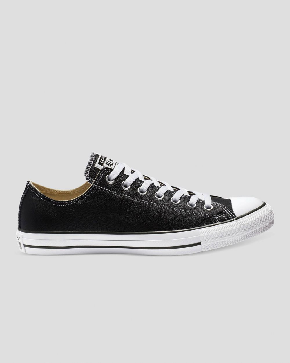 Converse Chuck Taylor All Star Lær Lave Sko Herre Svarte Hvite | 9431IHQAB